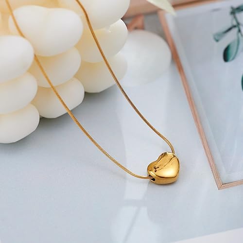 Mini Heart Necklace Dainty & Stylish