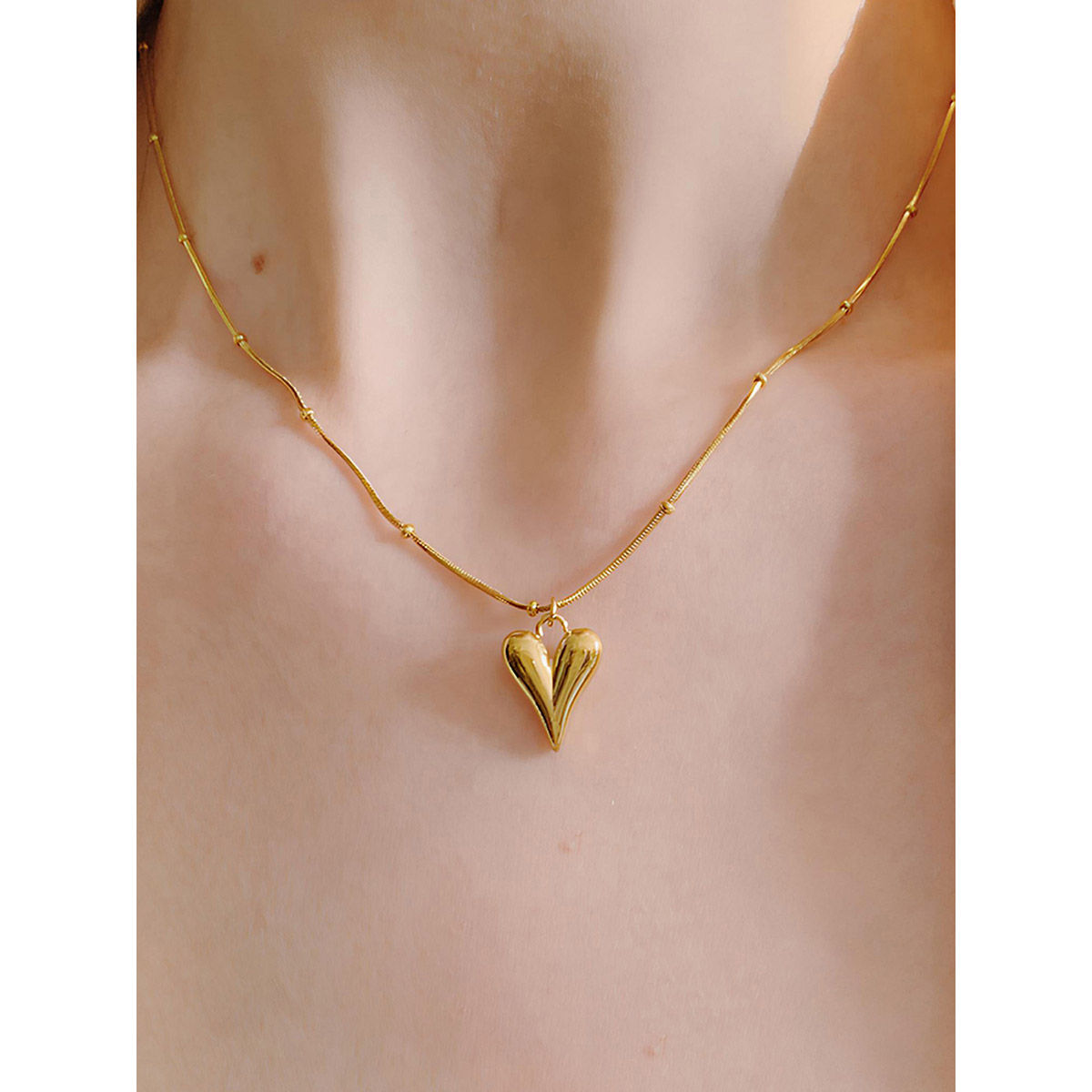Anti-Tarnish Pointed Heart Necklace with & Chain