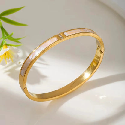 Moonlight gleam bracelet