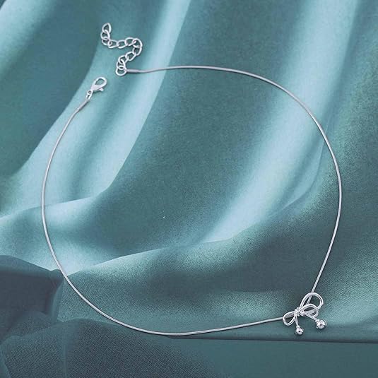 The Bow tie Pendant clavicle necklace