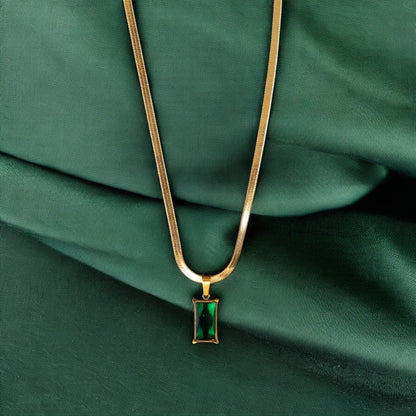 Golden Snake Chain with Emerald Green Diamond Pendant